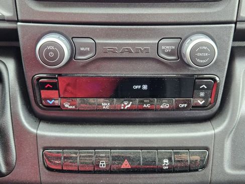 Used 2025 RAM ProMaster 2500 image 19