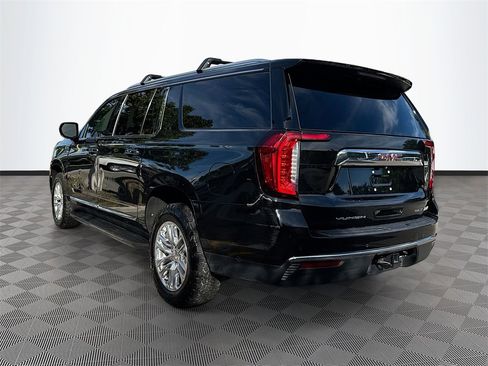 Used 2022 GMC Yukon XL SLT image 8