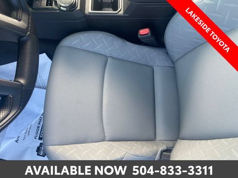 Certified 2026 Toyota Tacoma SR5 AWD/4WD image 29