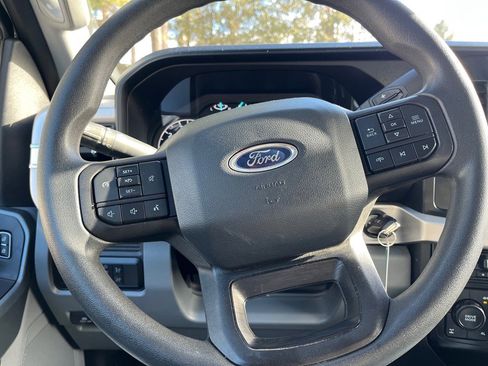 Used 2023 Ford F350 XLT image 25