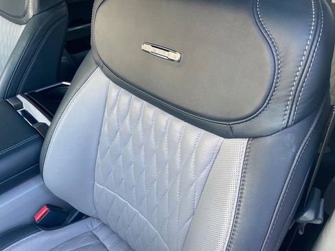 Used 2023 Ford F150 Limited image 10