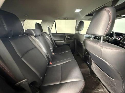 Used 2023 Toyota 4Runner TRD Off-Road Premium w/ Moonroof Package AWD/4WD image 29