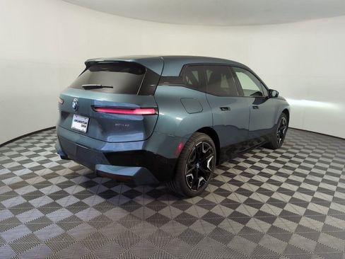 Used 2025 BMW iX xDrive50 w/ Premium Package image 7