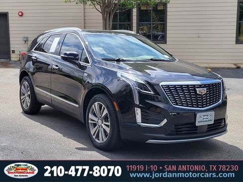 Used 2022 Cadillac XT5 Premium Luxury w/ Platinum Package AWD/4WD image 7