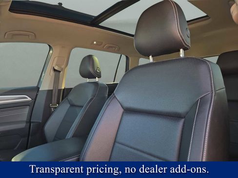 Used 2021 Volkswagen Atlas SE w/ Panoramic Sunroof Package image 23