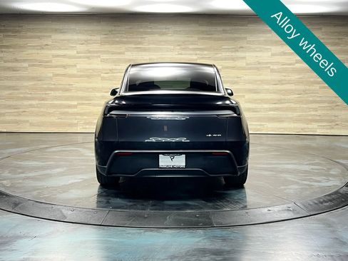 Used 2026 Tesla Model Y Long Range AWD/4WD image 18
