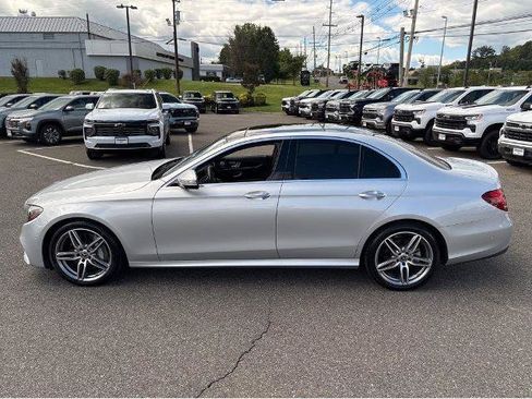 Used 2019 Mercedes-Benz E 300 4MATIC image 15