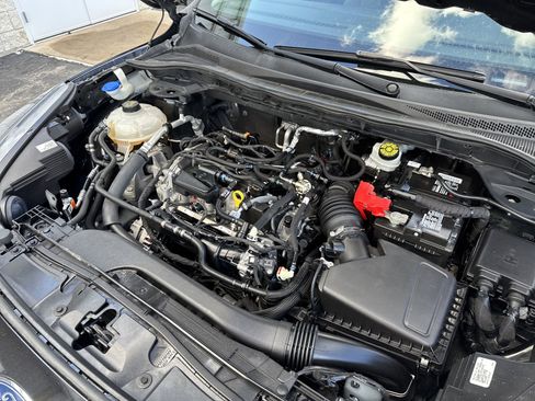 Used 2021 Ford Escape SE w/ SE Sport Appearance Package image 44