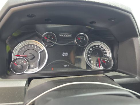 Used 2023 RAM 1500 Classic SLT w/ Electronics Group AWD/4WD image 8
