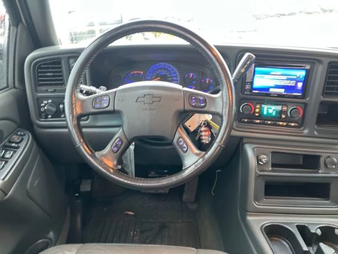 Used 2005 Chevrolet Silverado 3500 LT w/ Heavy-Duty Power Package image 7