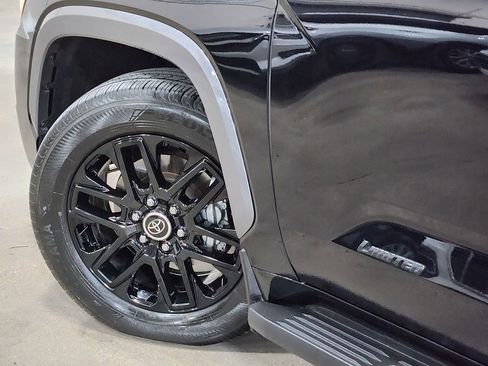 Used 2024 Toyota Sequoia Limited image 23