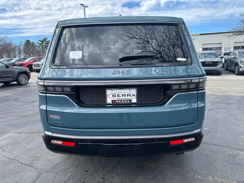 New 2026 Jeep Grand Wagoneer Limited AWD/4WD image 4