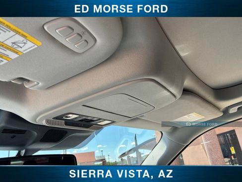 Used 2025 Ford Expedition Active AWD/4WD image 39
