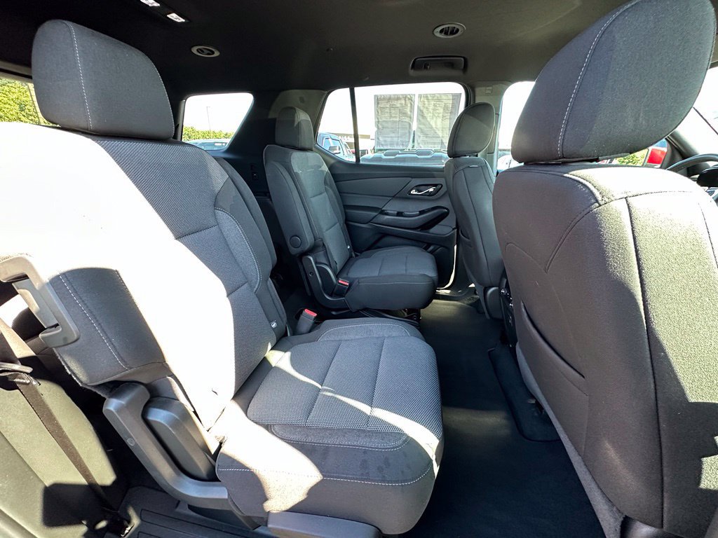 Used 2023 Chevrolet Traverse LT AWD/4WD image 26