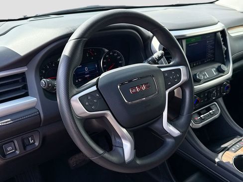 Used 2023 GMC Acadia SLE w/ Driver Convenience Package AWD/4WD image 11