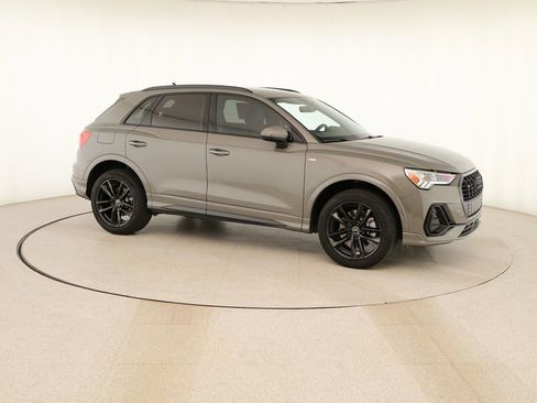 New 2025 Audi Q3 2.0T Premium AWD/4WD image 9