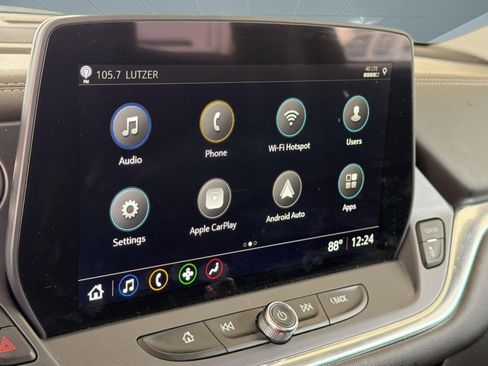 Certified 2025 Chevrolet Blazer LT FWD image 23