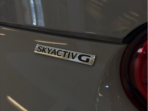 Used 2024 MAZDA MX-5 Miata Club RWD image 35