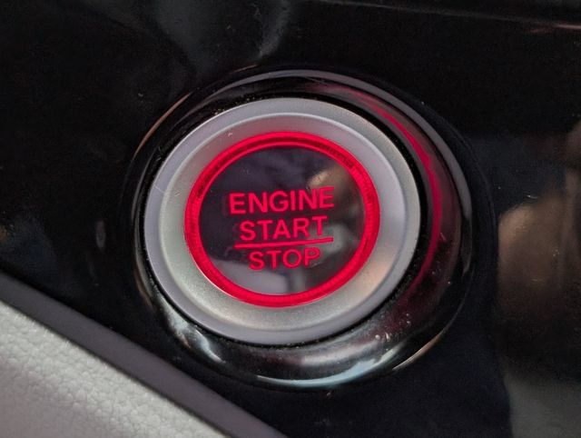 Used 2020 Honda Pilot Touring image 29
