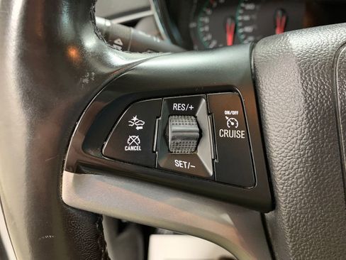 Used 2020 Chevrolet Trax Premier image 12