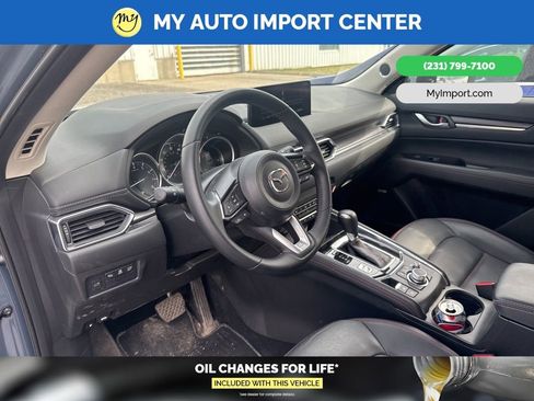 Used 2025 MAZDA CX-5 Carbon Edition image 8