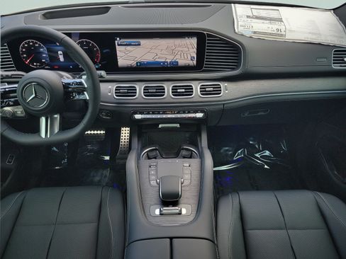 New 2026 Mercedes-Benz GLS 580 4MATIC image 15