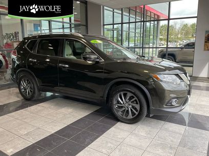 Used 2016 Nissan Rogue SL w/ SL Premium Package