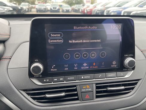 Used 2022 Nissan Altima 2.5 SR w/ Midnight Edition Package image 32