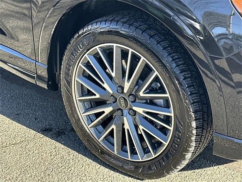 Used 2022 Audi Q3 2.0T Premium image 7