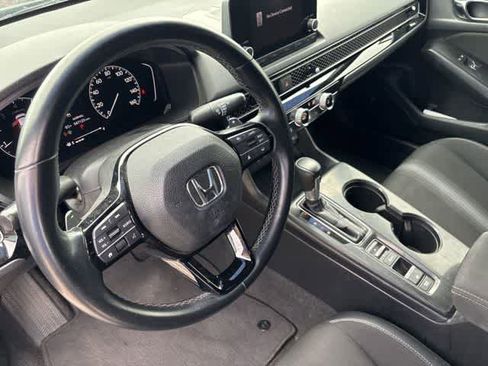 Used 2022 Honda Civic Sport image 10