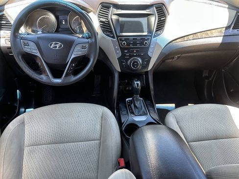 Used 2017 Hyundai Santa Fe Sport AWD/4WD image 12