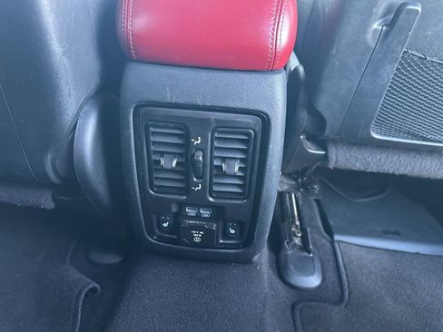 Used 2022 Dodge Durango R/T w/ Blacktop Package image 13