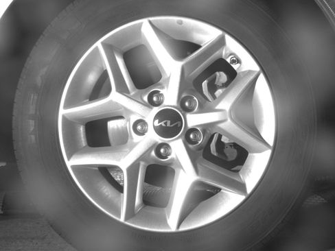 Used 2025 Kia Soul LX w/ LX Technology Package FWD image 16