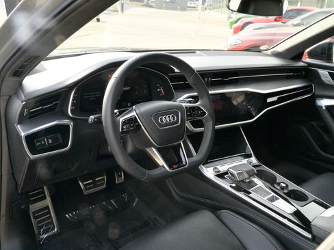 Used 2025 Audi RS 6 performance image 16