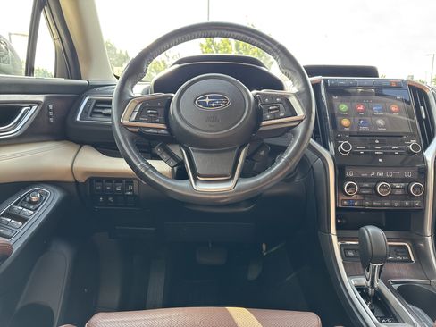 Used 2022 Subaru Ascent Touring AWD/4WD image 16