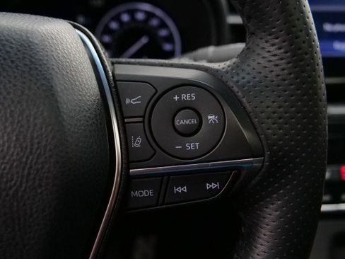 Used 2021 Toyota Avalon XSE image 18