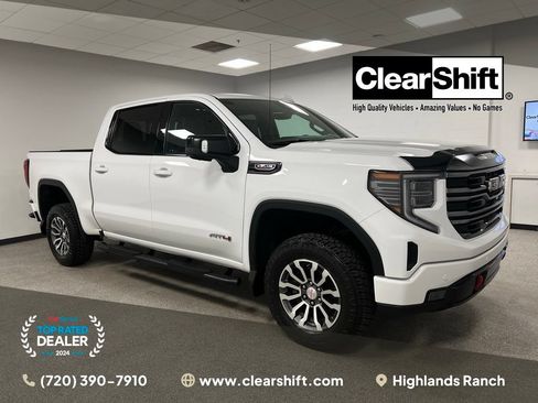 Used 2023 GMC Sierra 1500 AT4 w/ Technology Package AWD/4WD image 1