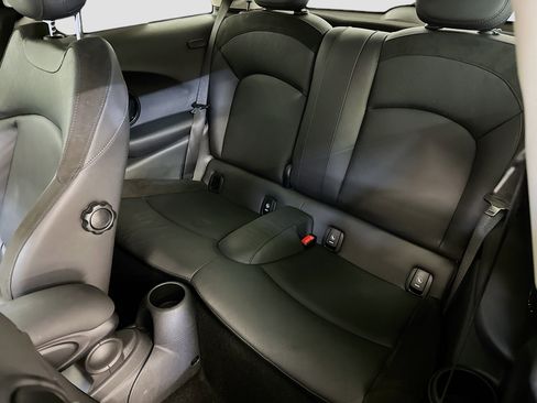 Used 2023 MINI Cooper SE image 29