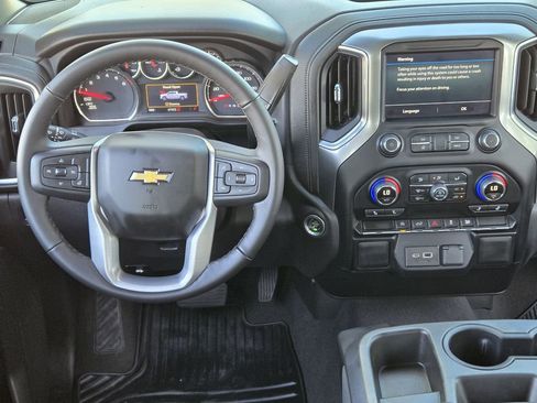 Used 2022 Chevrolet Silverado 1500 LT image 23