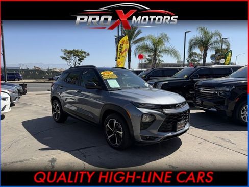 Used 2021 Chevrolet TrailBlazer RS w/ Technology Package FWD image 1