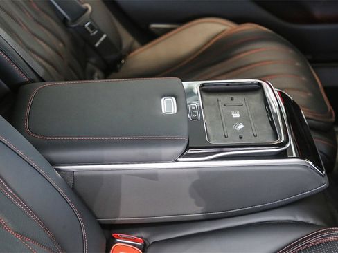 Used 2024 Mercedes-Benz S 63 AMG S image 28