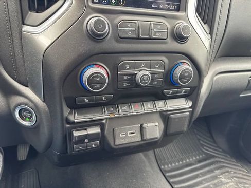 Used 2021 Chevrolet Silverado 1500 LT w/ Bed Protection Package AWD/4WD image 22