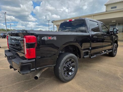 Used 2024 Ford F250 XL w/ STX Appearance Package AWD/4WD image 5