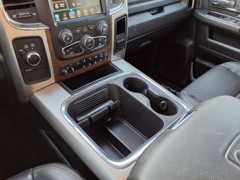 Used 2017 RAM 2500 Laramie image 25