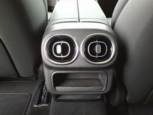 Certified 2026 Mercedes-Benz GLC 300 4MATIC image 27