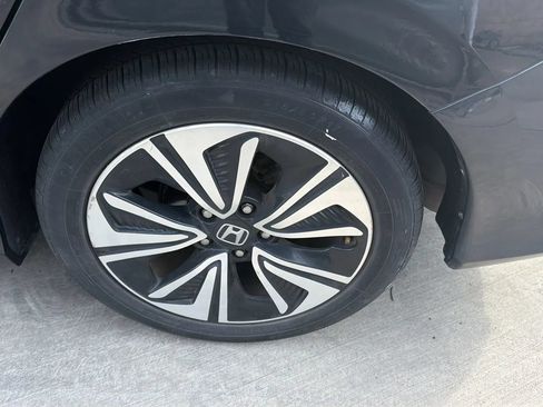 Used 2017 Honda Civic EX-L image 12
