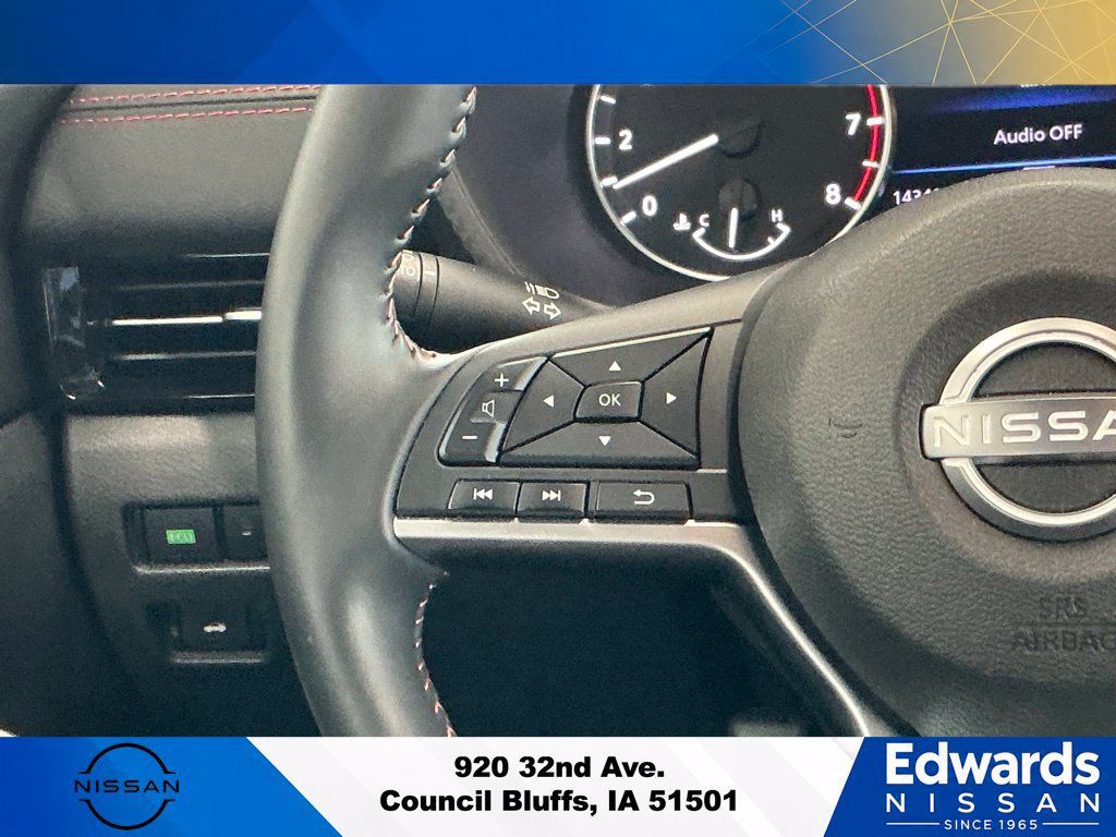 Used 2025 Nissan Sentra SR FWD image 16