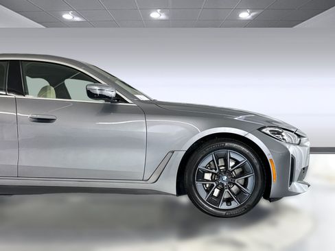 Used 2023 BMW i4 eDrive40 w/ Premium Package RWD image 35