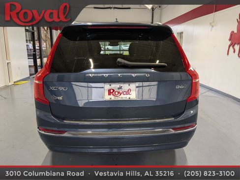 Used 2024 Volvo XC90 B6 Ultimate w/ Protection Package Premier image 3