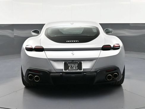 Used 2024 Ferrari Roma RWD image 7